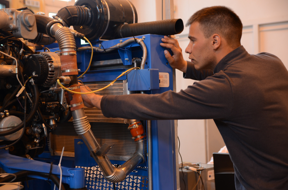 В ПИШ «Сердце Урала» создано программное обеспечение для имитационного моделирования процессов в поршневых ДВС